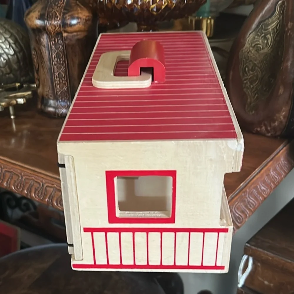 Melissa & Doug Take-Along Show-Horse Stable Play Set